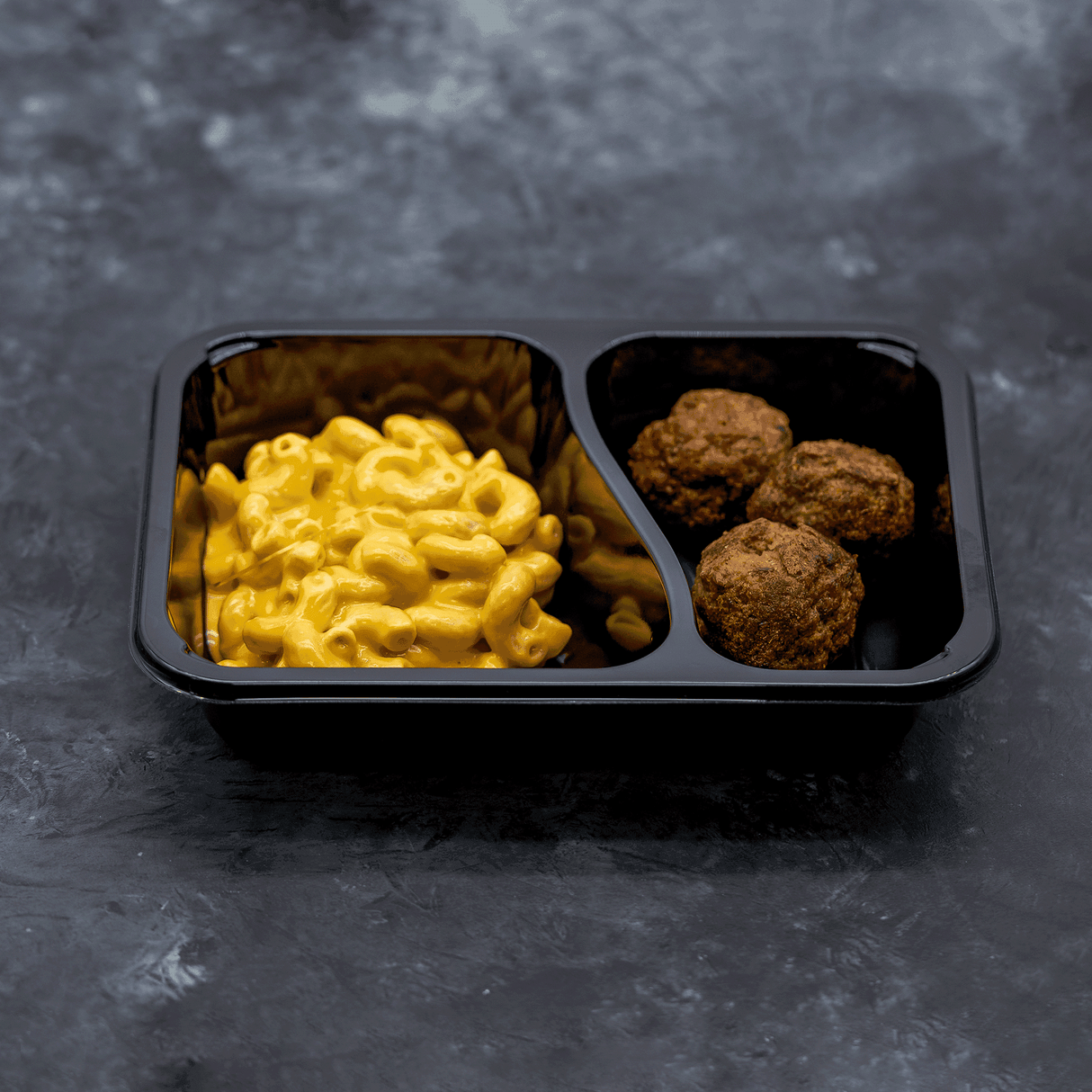 Cheddar Mac & Meatballs
