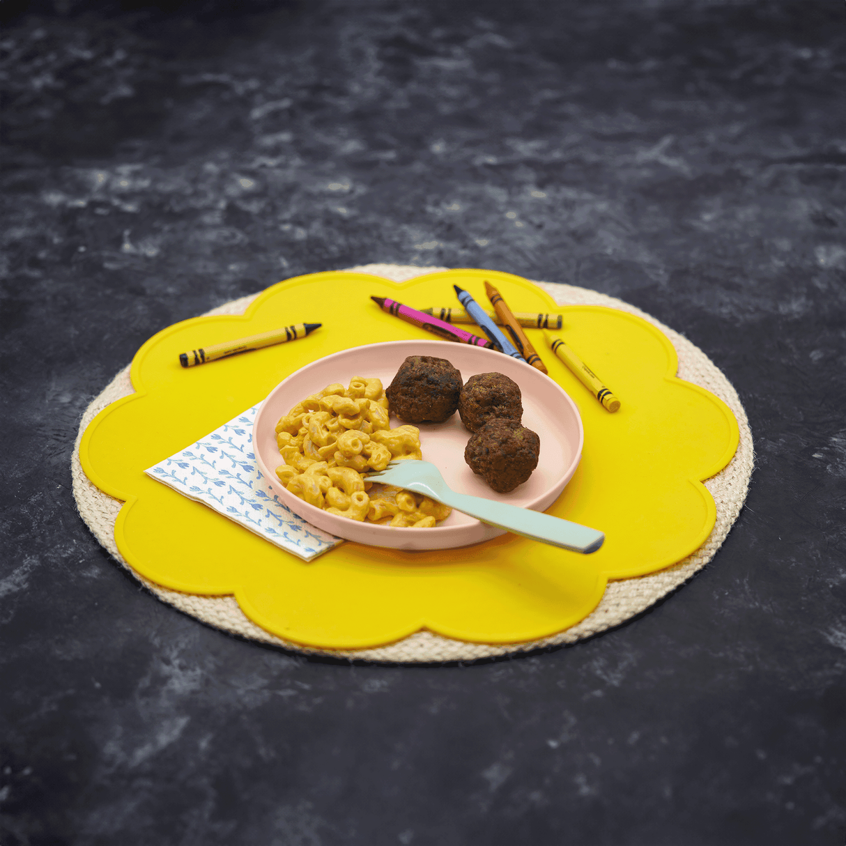 Cheddar Mac & Meatballs